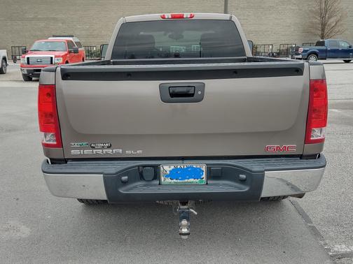 Photo 5 of 9 of 2012 GMC Sierra 1500 SLE